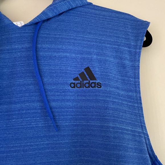 Menswear.  Adidas good quality breathable muscle, sleeveless shirt. - Picture 4 of 7